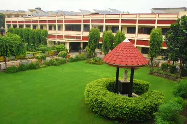 Devki Devi Jain Memorial College for Women campus in Ludhiana, Punjab, India — photo 1