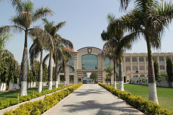 Dasmesh Girls College campus in Hoshiarpur, Punjab, India — photo 3