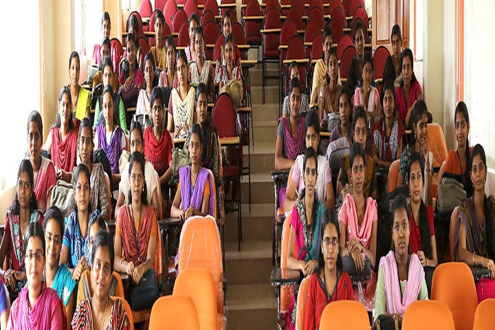 Catholicate College campus in Pathanamthitta, Kerala, India — photo 3