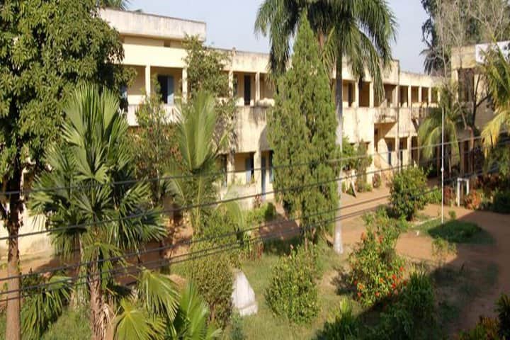Pamulapati Butchi Naidu College campus in Ponnur, Andhra Pradesh, India — photo 1
