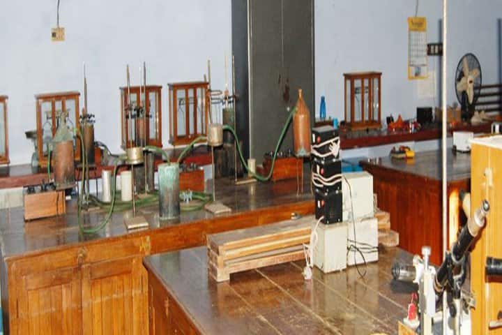 Pamulapati Butchi Naidu College campus in Ponnur, Andhra Pradesh, India — photo 4