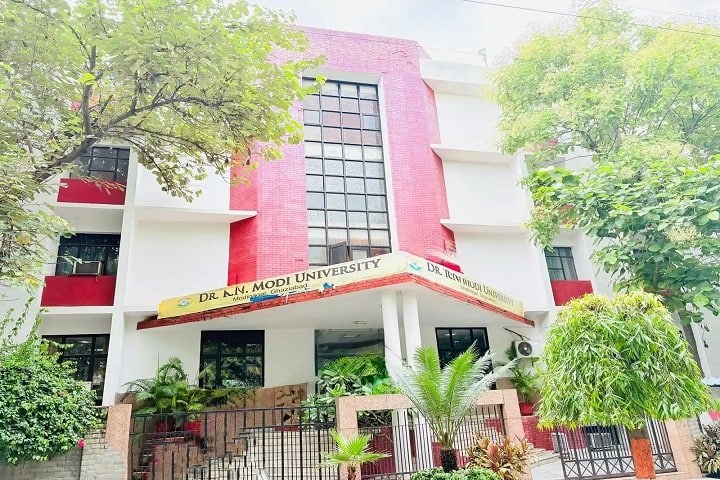 Dr KN Modi University campus in Ghaziabad, Uttar Pradesh, India — photo 1