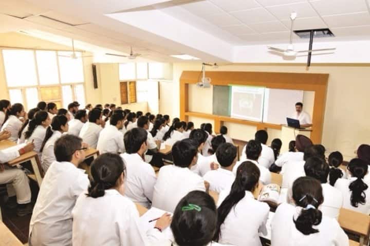 Maharishi Markandeshwar Institute of Physiotherapy and Rehabilitation campus in Mullana, Haryana, India — photo 4
