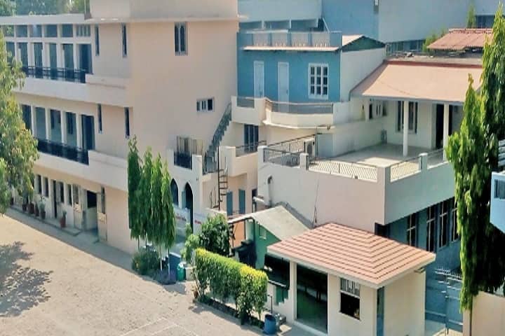 Sant Singh Sukha Singh College of Commerce for Women campus in Amritsar, Punjab, India — photo 1