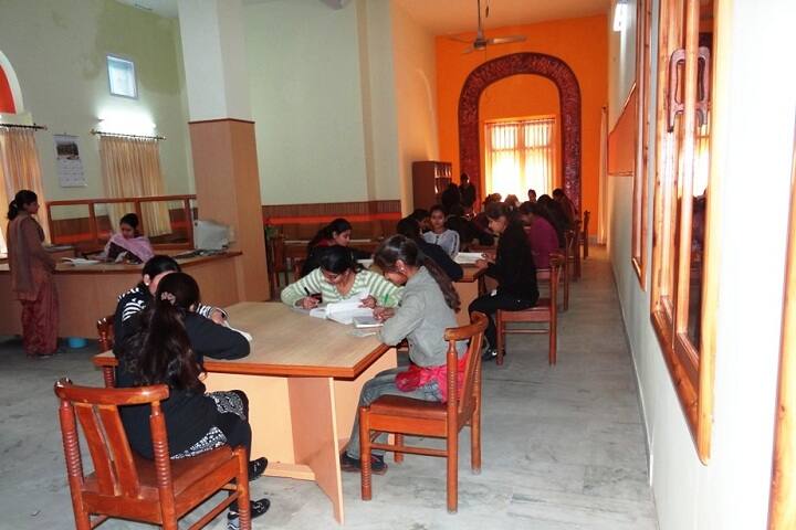 Sant Singh Sukha Singh College of Commerce for Women campus in Amritsar, Punjab, India — photo 4