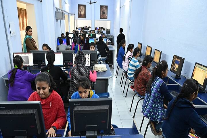 Sant Singh Sukha Singh College of Commerce for Women campus in Amritsar, Punjab, India — photo 5