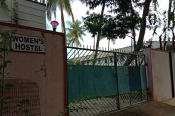 VSR and NVR College campus in Guntur, Andhra Pradesh, India — photo 6