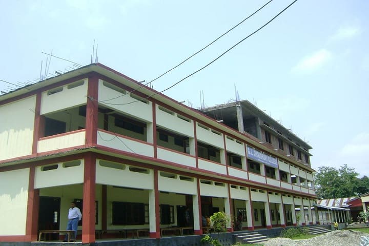 Ganesh Lal Choudhary College campus in Guwahati, Assam, India — photo 1