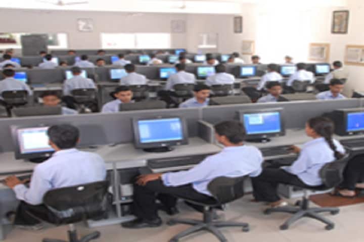 United Institute of Pharmacy campus in Allahabad, Uttar Pradesh, India — photo 2