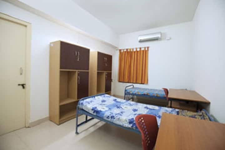 Hygia Institute of Pharmaceutical Education and Research campus in Lucknow, Uttar Pradesh, India — photo 4
