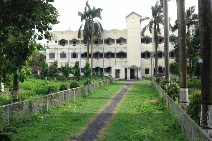 Krishnath College campus in Berhampore, West Bengal, India — photo 1