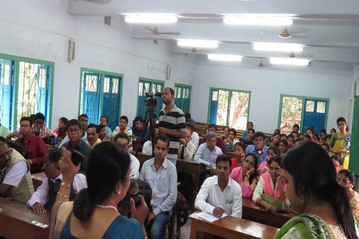 Krishnagar Women's College campus in Krishnanagar, West Bengal, India — photo 3