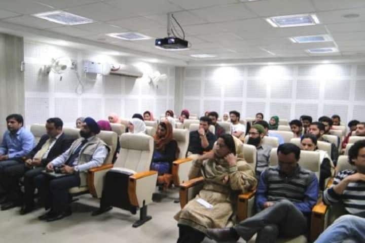 Islamia College of Science and Commerce campus in Srinagar, Jammu and Kashmir, India — photo 2