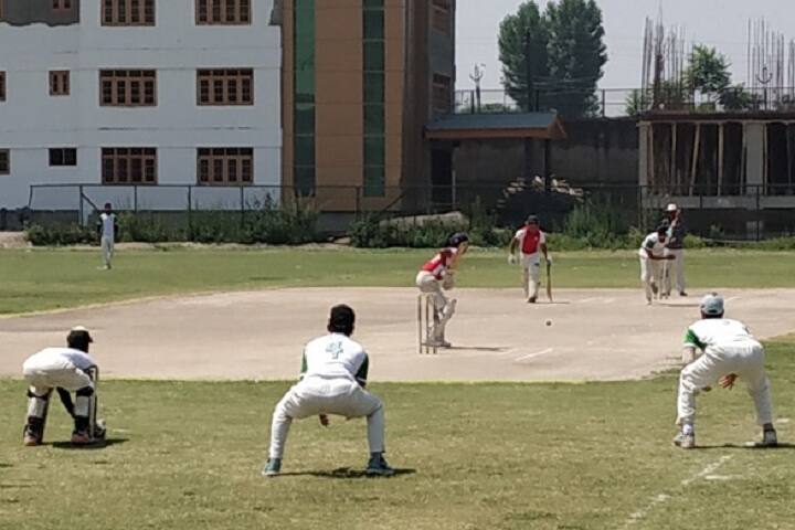 Islamia College of Science and Commerce campus in Srinagar, Jammu and Kashmir, India — photo 4