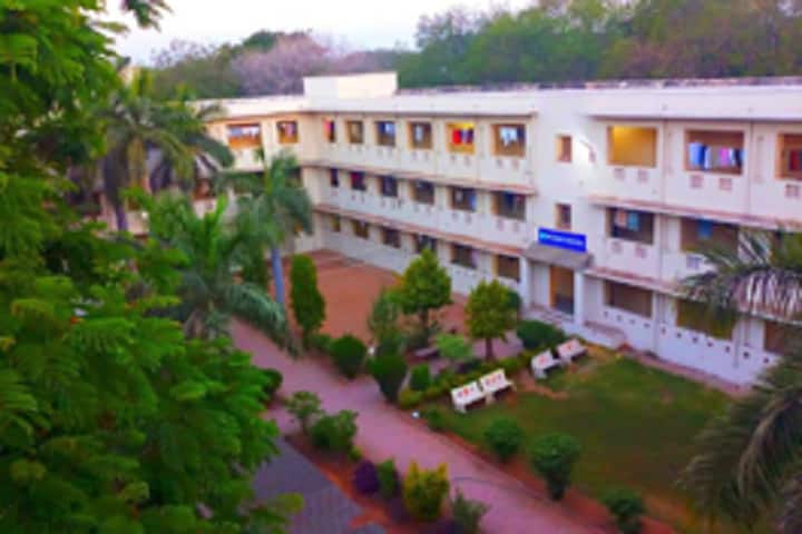 Sheth MC College of Dairy Science campus in Anand, Gujarat, India — photo 3