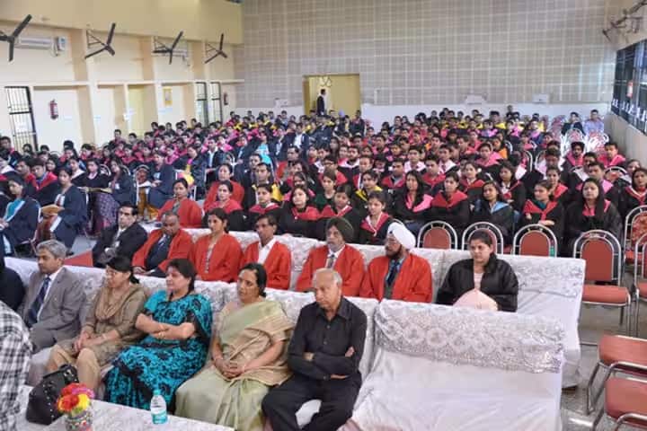 Maharaja Agrasen College campus in Jagadhri, Haryana, India — photo 4