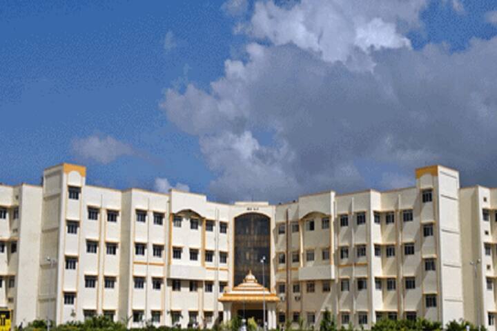 Government Villupuram Medical College campus in Mundiyampakkam, Tamil Nadu, India — photo 1