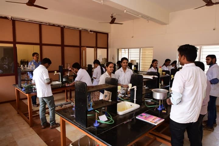 Sant Rawool Maharaj Mahavidyalaya campus in Sawantwadi, Maharashtra, India — photo 6