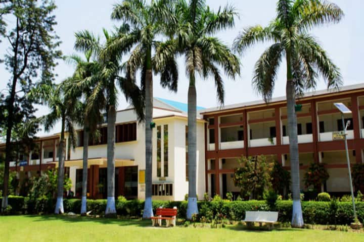 AS College campus in Ludhiana, Punjab, India — photo 1