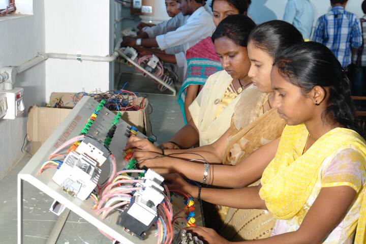Siddaganga Polytechnic campus in Tumkur, Karnataka, India — photo 3