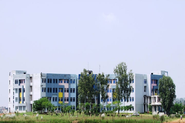 Indus College of Engineering campus in Bhubaneswar, Odisha, India — photo 1