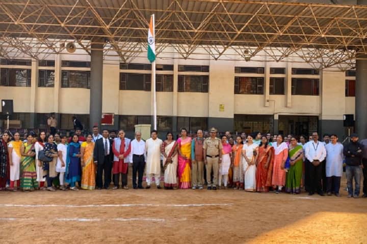 Sindhi College campus in Bangalore, Karnataka, India — photo 2