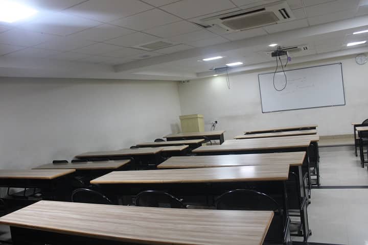 Sindhi College campus in Bangalore, Karnataka, India — photo 6