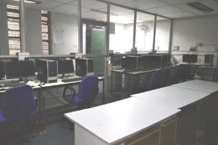 Government Polytechnic campus in Dahod, Gujarat, India — photo 5