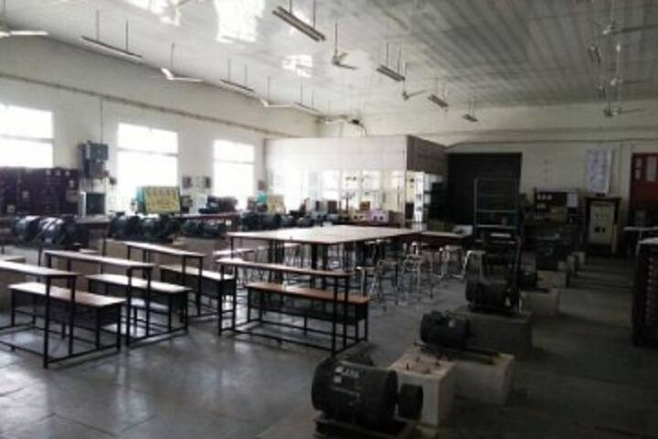 Government Polytechnic campus in Dahod, Gujarat, India — photo 6