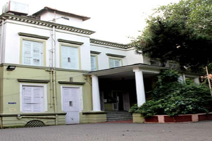 Bethune College campus in Kolkata, West Bengal, India — photo 2