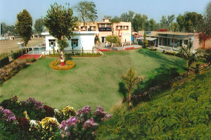 DAV College for Women campus in Ferozepur, Punjab, India — photo 2
