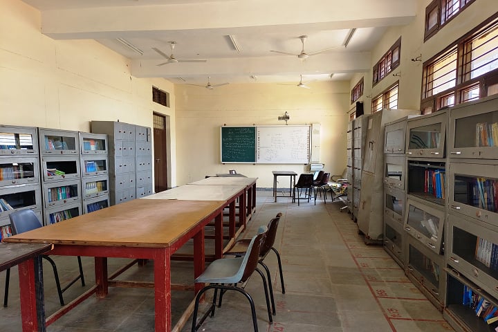 MR Government College campus in Fazilka, Punjab, India — photo 3