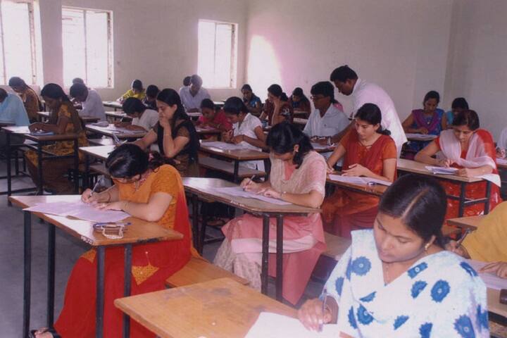 Radhika Adhyapak Mahavidyalaya campus in Nagpur, Maharashtra, India — photo 2