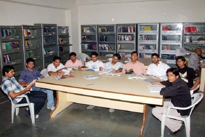 Indraprastha Institute of Technology and Management campus in New Delhi, Delhi, India — photo 5