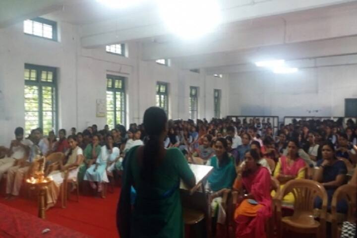 Sree Narayana College campus in Thrissur, Kerala, India — photo 6