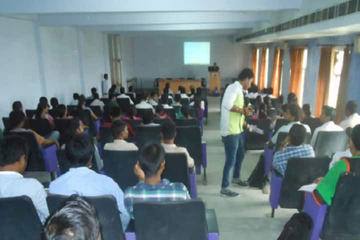 Saroj Institute of Management and Technology campus in Lucknow, Uttar Pradesh, India — photo 4