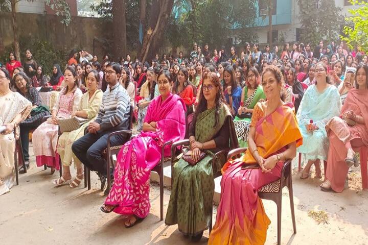 Rani Birla Girls College campus in Kolkata, West Bengal, India — photo 6