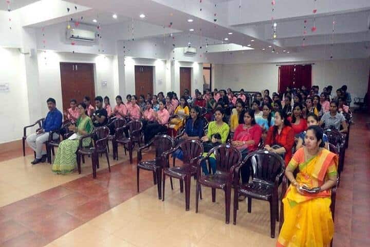 Besant Women's College campus in Mangalore, Karnataka, India — photo 3