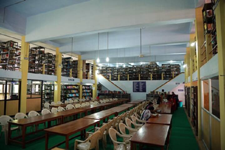Deva Matha College campus in Kuravilangad, Kerala, India — photo 4