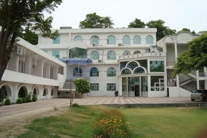 National P.G. College Lucknow campus in Lucknow, Uttar Pradesh, India — photo 2