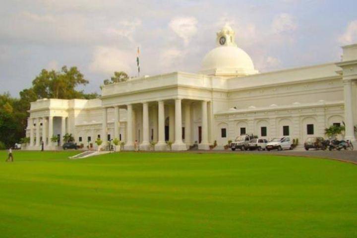 IIT Roorkee campus in Roorkee, Uttarakhand, India — photo 3