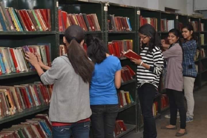 Meera Bai Institute of Technology campus in New Delhi, Delhi, India — photo 2