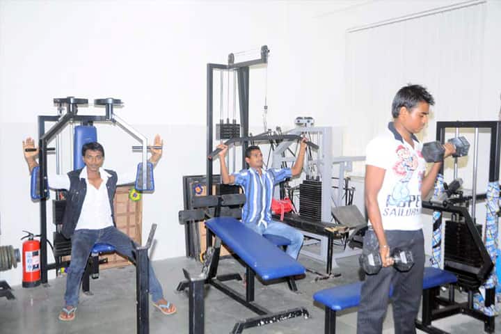 KES' BK Shroff College of Arts and MH Shroff College of Commerce campus in Mumbai, Maharashtra, India — photo 5