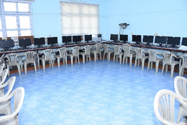 SMRK BKAK Mahila Mahavidyalaya campus in Nashik, Maharashtra, India — photo 3