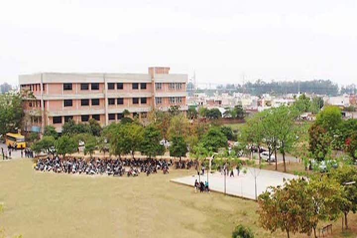 Guru Nanak Dev University Regional Campus campus in Jalandhar, Punjab, India — photo 4