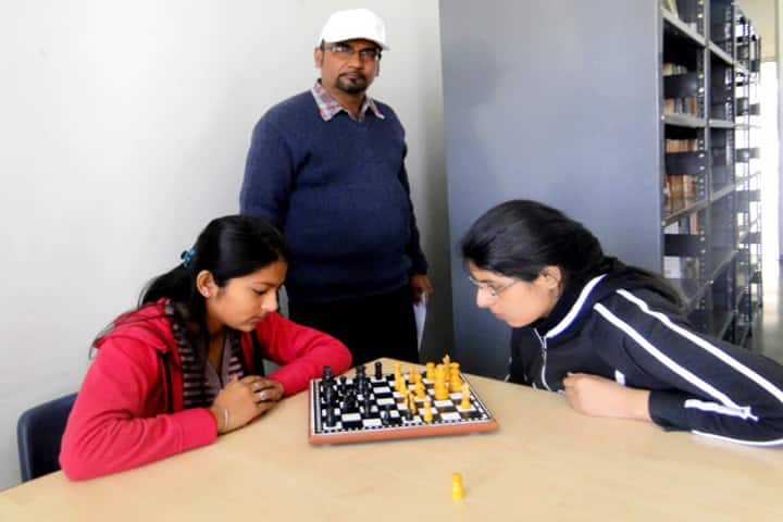 Jagran College of Arts campus in Kanpur, Uttar Pradesh, India — photo 2