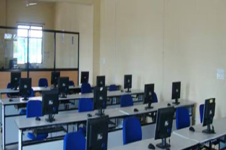Modern Institute of Pharmaceutical Sciences campus in Indore, Madhya Pradesh, India — photo 6