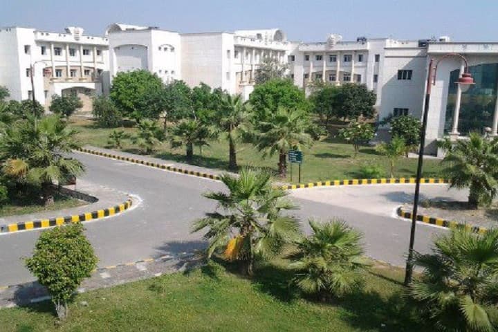 Chaudhary Charan Singh Post Graduate College campus in Etawah, Uttar Pradesh, India — photo 1