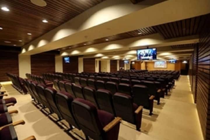 DY Patil University School of Dentistry campus in Navi Mumbai, Maharashtra, India — photo 2