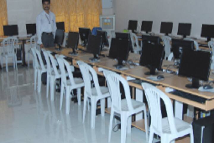 PNCKR College of PG Courses campus in Narasaraopet, Andhra Pradesh, India — photo 4